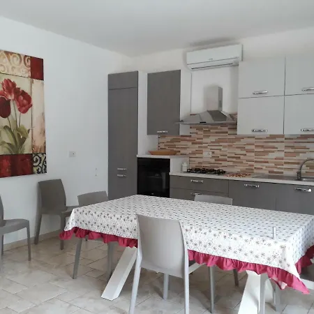 Casetta Con Veranda E Giardino A 150 Metri Dal Mare * Gallipoli